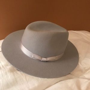 LACK OF COLOR silver haze hat brand new